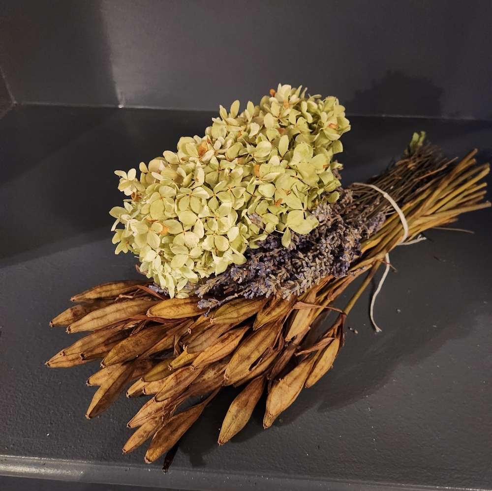 Real Dried Flower Bouquet With Aromatic Lavender